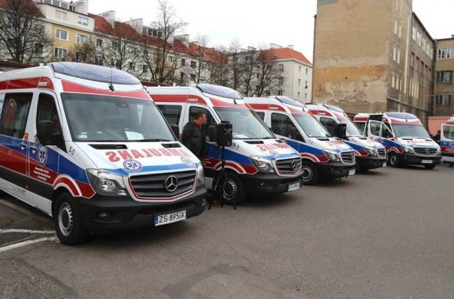 WSPR zakupiła 10 ambulansów